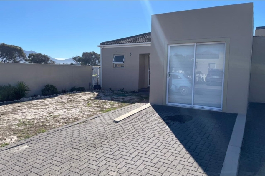 3 Bedroom Property for Sale in Costa Da Gama Western Cape
